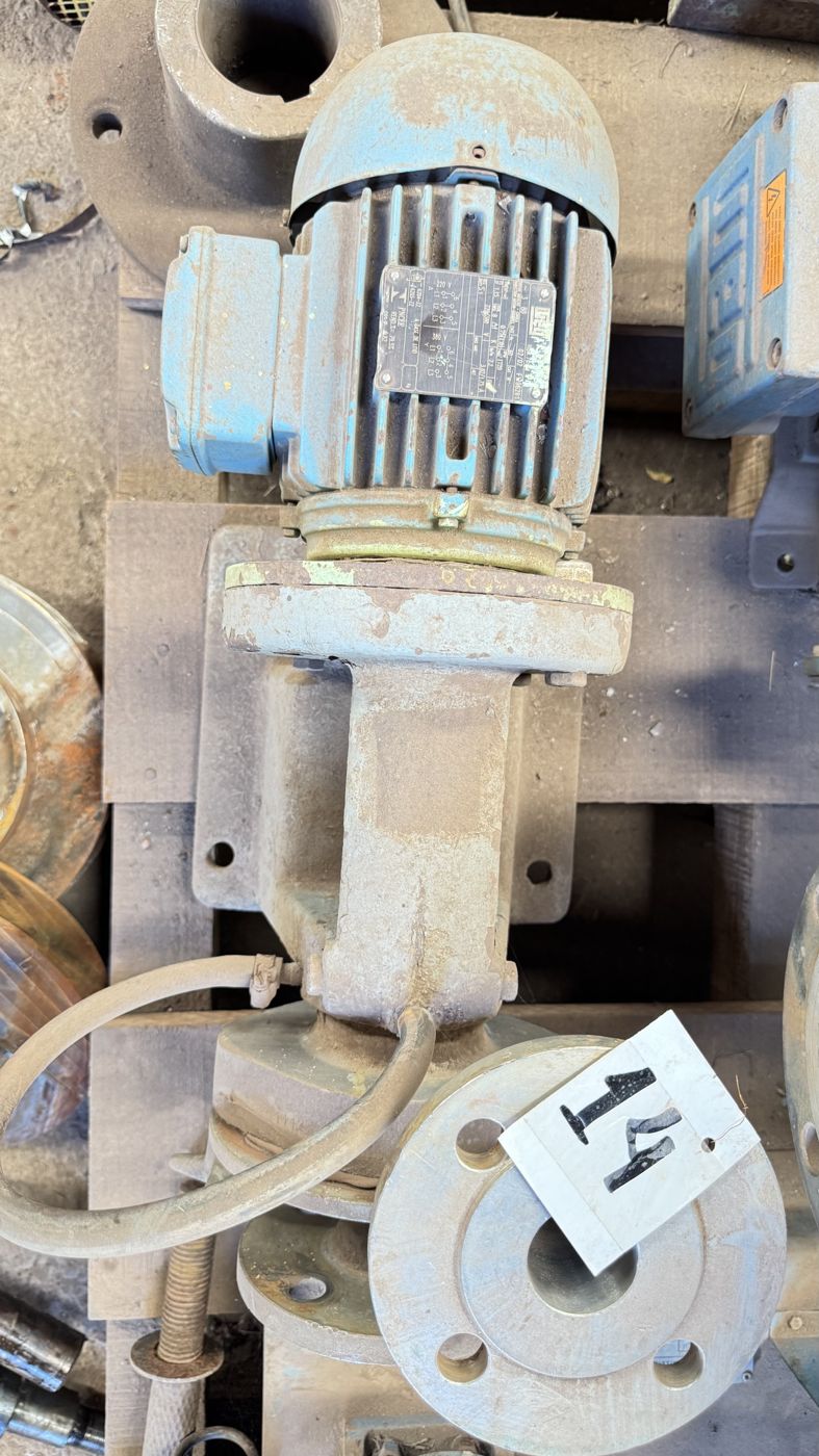 Bomba em inox 304 com motor de 1,0 CV